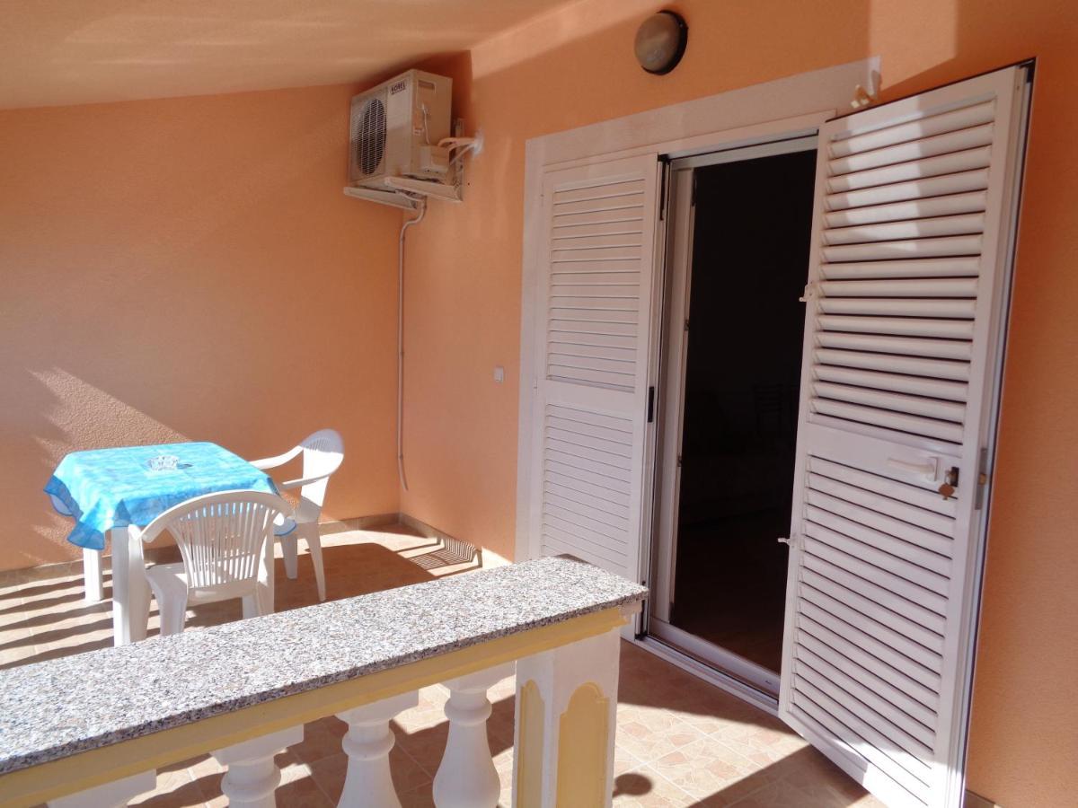 Apartman Kristo Vir Exterior foto