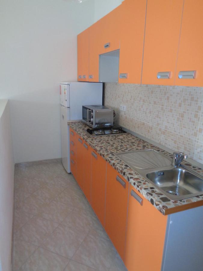Apartman Kristo Vir Exterior foto